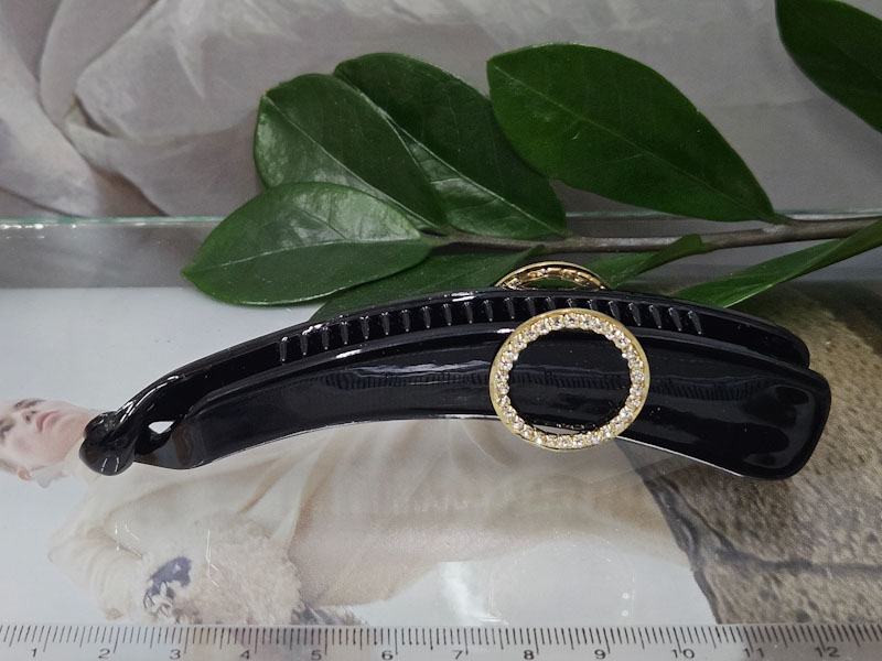 Заколка 1743001600389: цена 280 рублей.