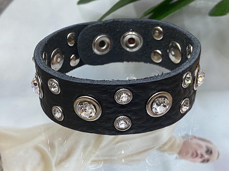 Браслет 1120006500119: цена 655 рублей.