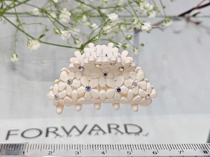 Заколка 1499005500360: цена 165 рублей.