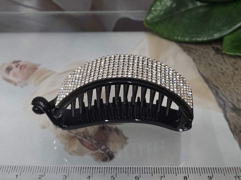 Заколка 1103001600138: цена 250 рублей.