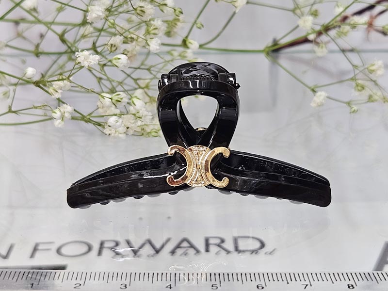 Заколка 1184005500082: цена 330 рублей.