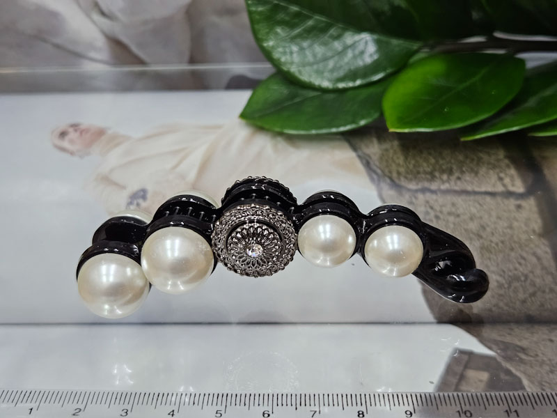 Заколка 1915005500341: цена 265 рублей.