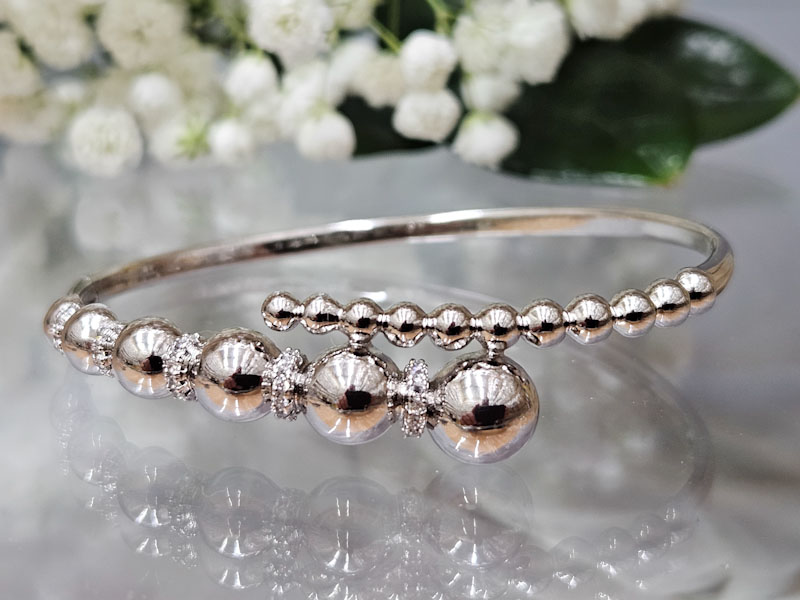 Браслет 2249026600193: цена 715 рублей.