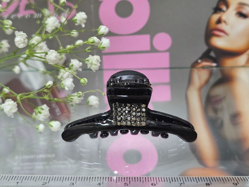 Заколка 1103005500984: цена 135 рублей.