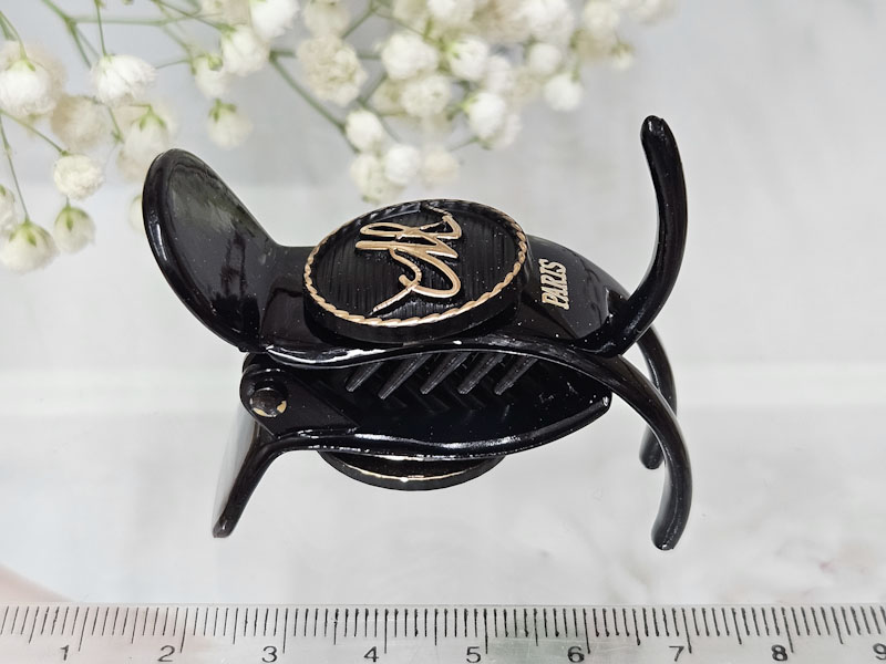 Заколка 1039001600529: цена 280 рублей.