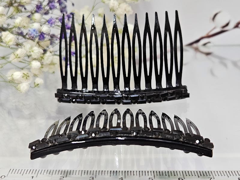 Заколка 1866001600309: цена 200 рублей.