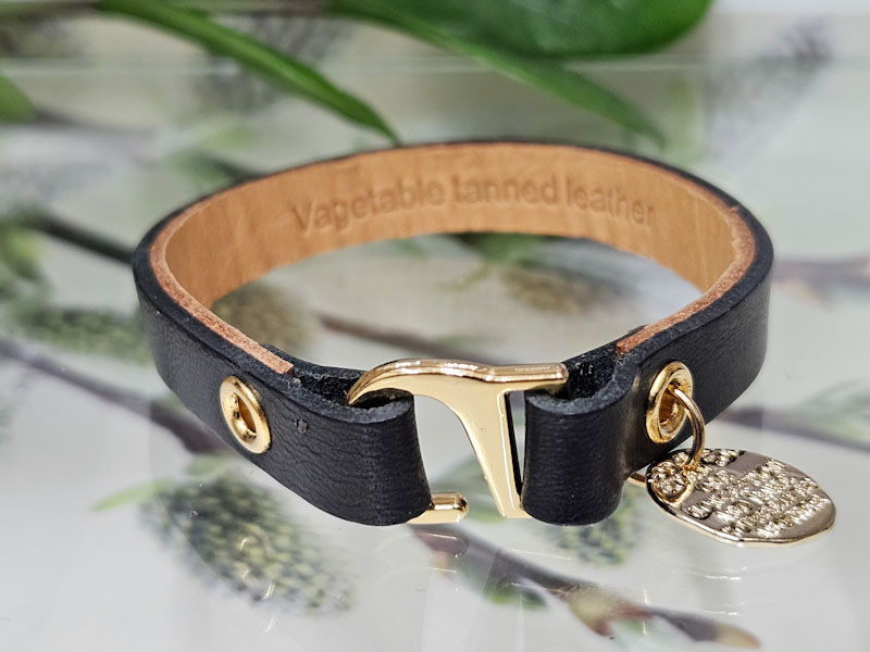 Браслет 1832006500043: цена 820 рублей.