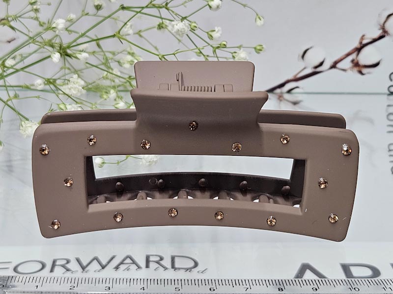 Заколка 1499005500124: цена 295 рублей.