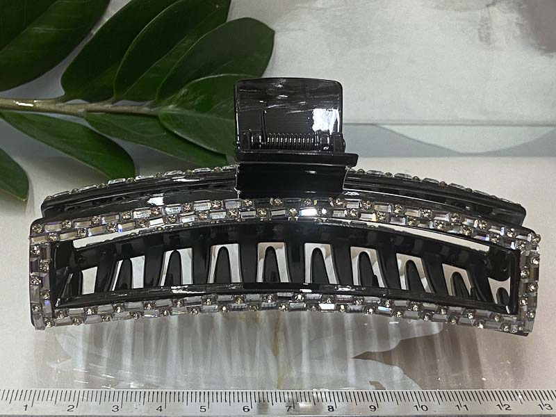 Заколка 1866001600200: цена 410 рублей.