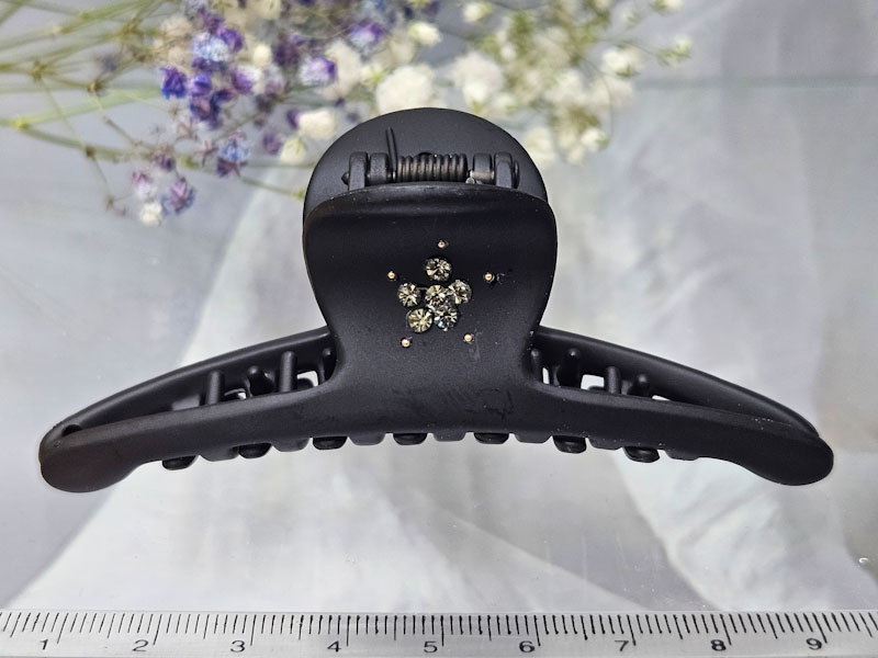 Заколка 1499001600040: цена 250 рублей.