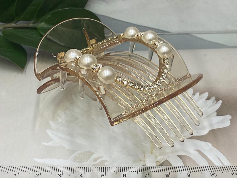 Заколка 1031005500263: цена 315 рублей.