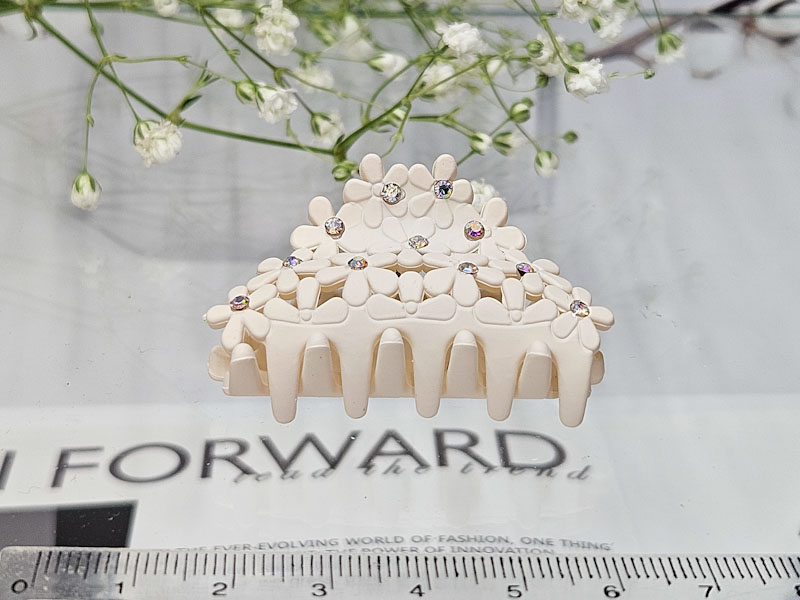 Заколка 1499001600033: цена 165 рублей.