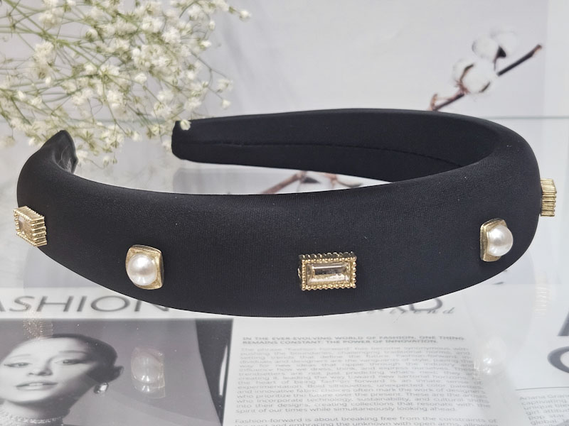 Ободок 1149001600150: цена 590 рублей.