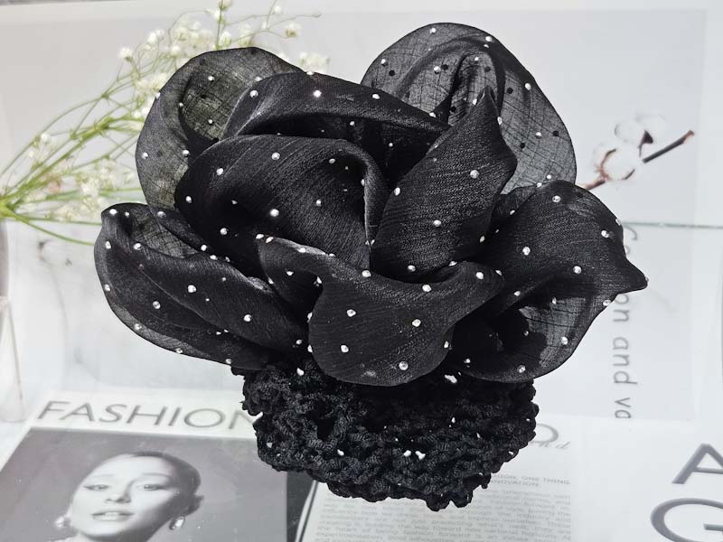 Заколка 1378005500016: цена 495 рублей.