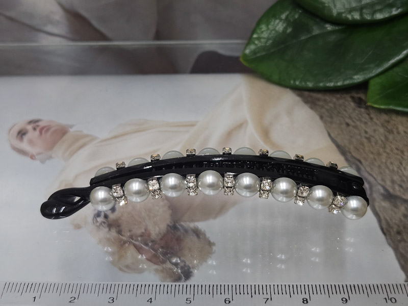 Заколка 1103005500298: цена 295 рублей.