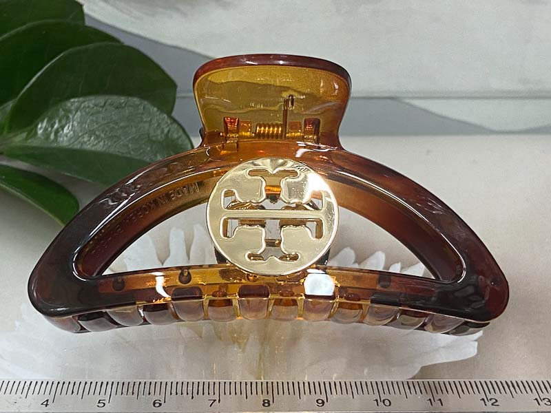 Заколка 2151005500168: цена 330 рублей.