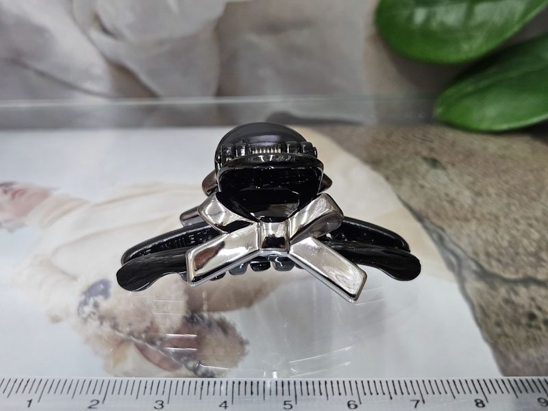 Заколка 1031005500591: цена 200 рублей.