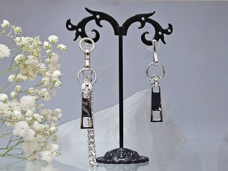 Серьги 2246026600178: цена 650 рублей.