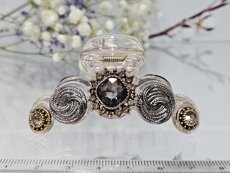 Заколка 1915001600342: цена 495 рублей.