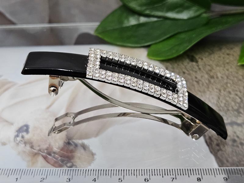 Заколка 1103001600527: цена 330 рублей.