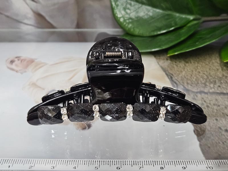 Заколка 1025005500279: цена 295 рублей.