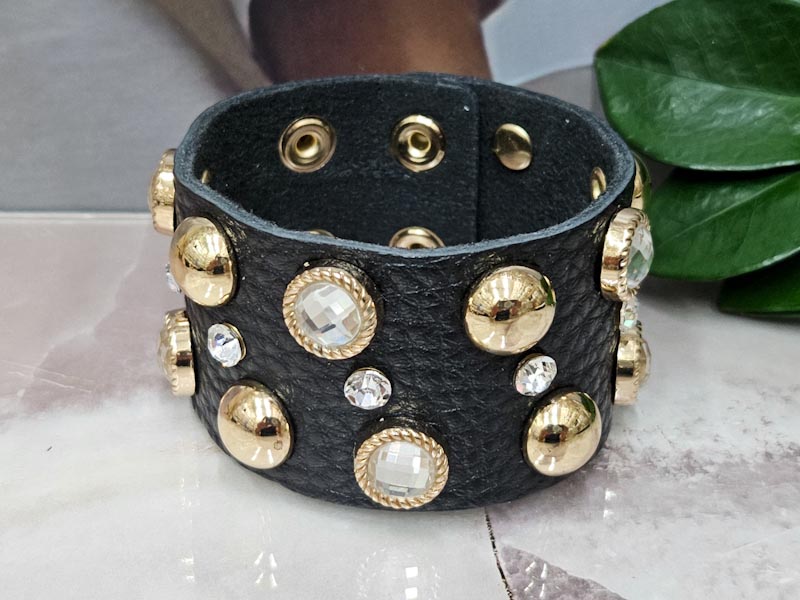 Браслет 1120006500331: цена 900 рублей.