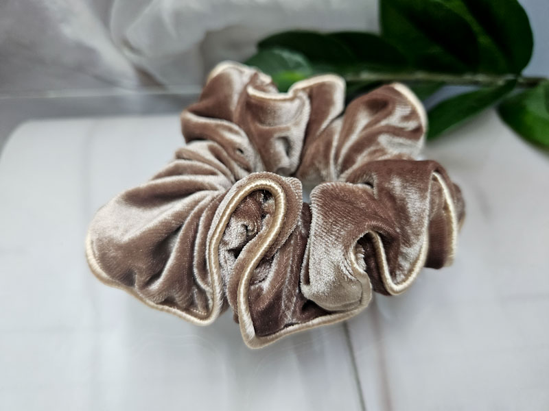 Резинка 1226001600172: цена 230 рублей.