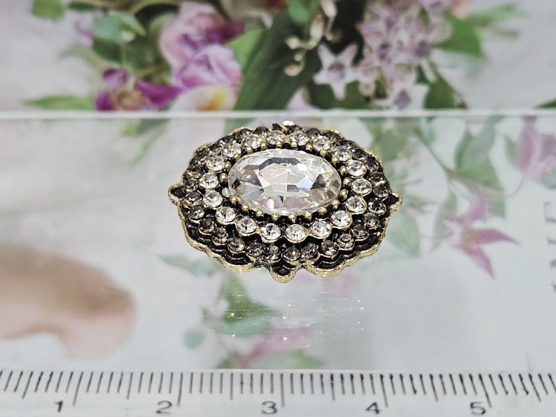 Брошь 1023006500281: цена 230 рублей.