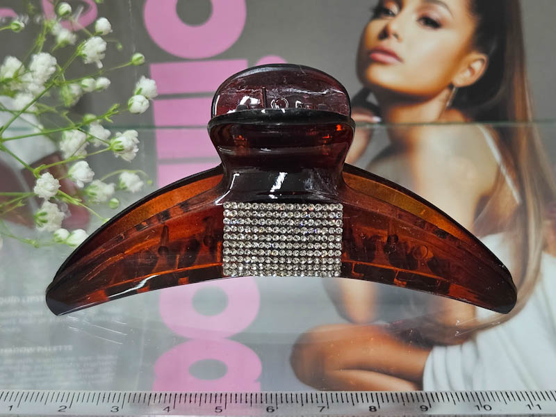 Заколка 1103005500021: цена 280 рублей.