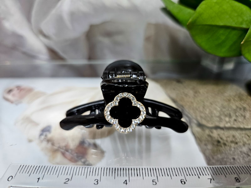 Заколка 1025001600072: цена 200 рублей.