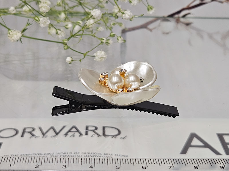 Заколка 1103005500809: цена 165 рублей.