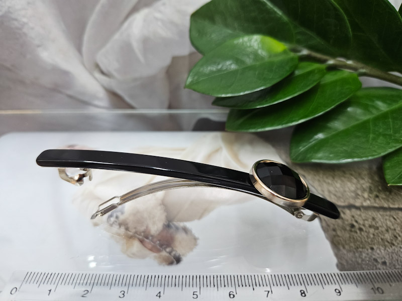 Заколка 1031005500157: цена 150 рублей.