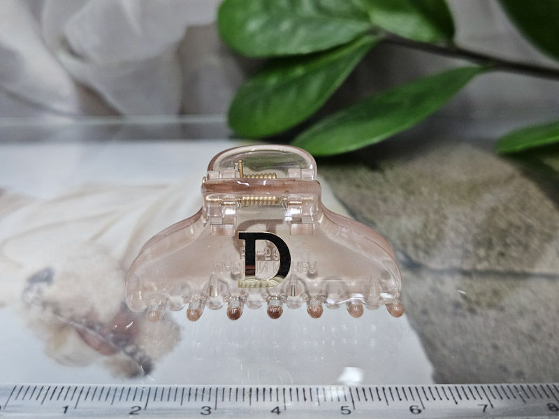 Заколка 1039005500030: цена 165 рублей.