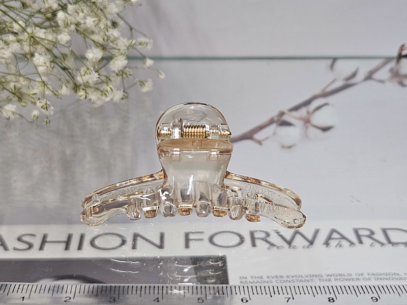 Заколка 1833001600547: цена 50 рублей.