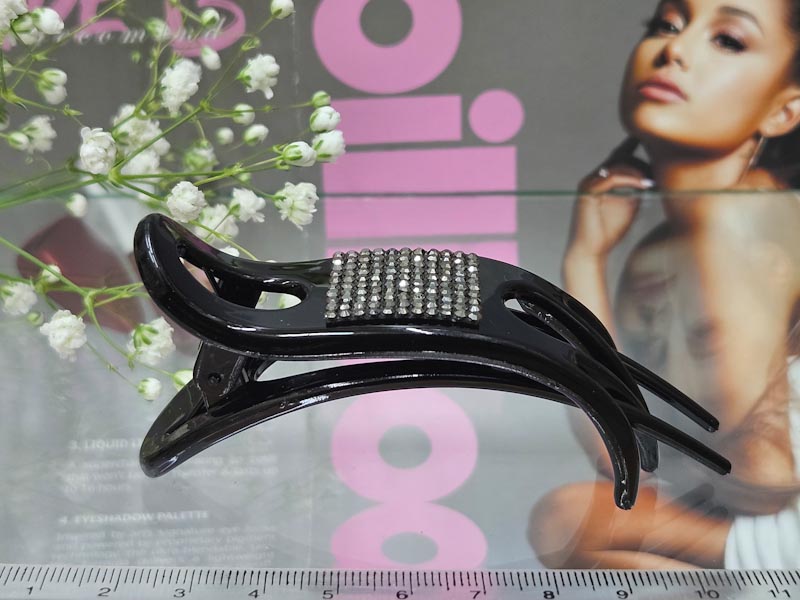 Заколка 1103005501028: цена 215 рублей.