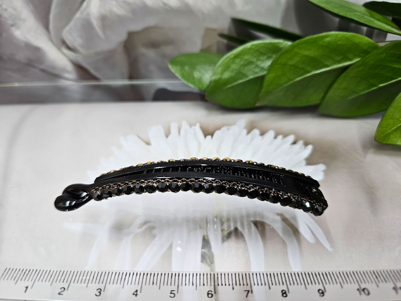 Заколка 1866001600620: цена 360 рублей.