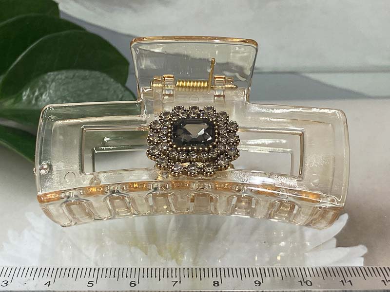 Заколка 2151005500021: цена 410 рублей.