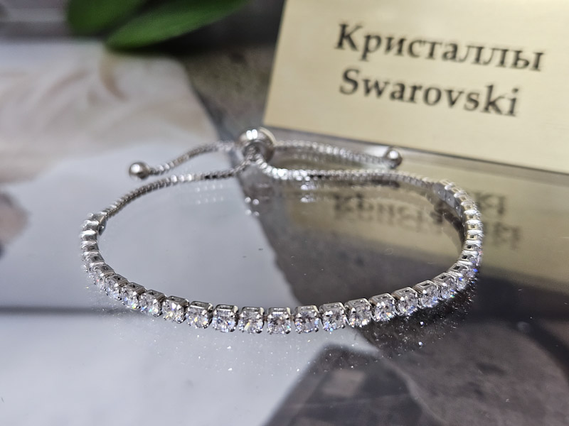 Браслет 1962006600075: цена 445 рублей.