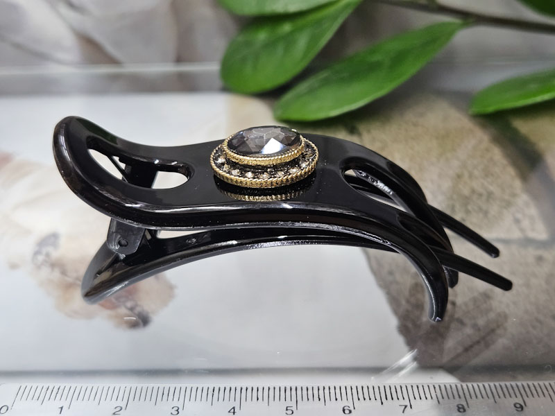 Заколка 1039001600406: цена 250 рублей.