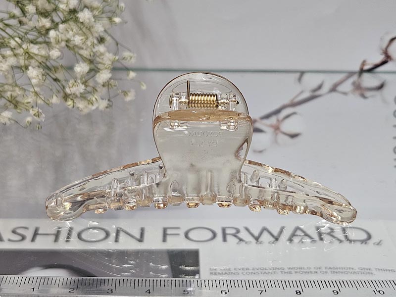 Заколка 1833005500034: цена 75 рублей.