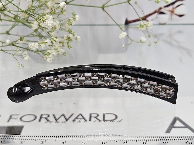 Заколка 1866001600262: цена 295 рублей.