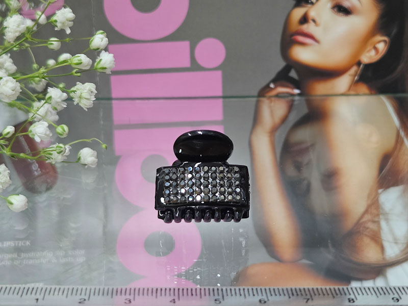 Заколка 1103005500823: цена 115 рублей.