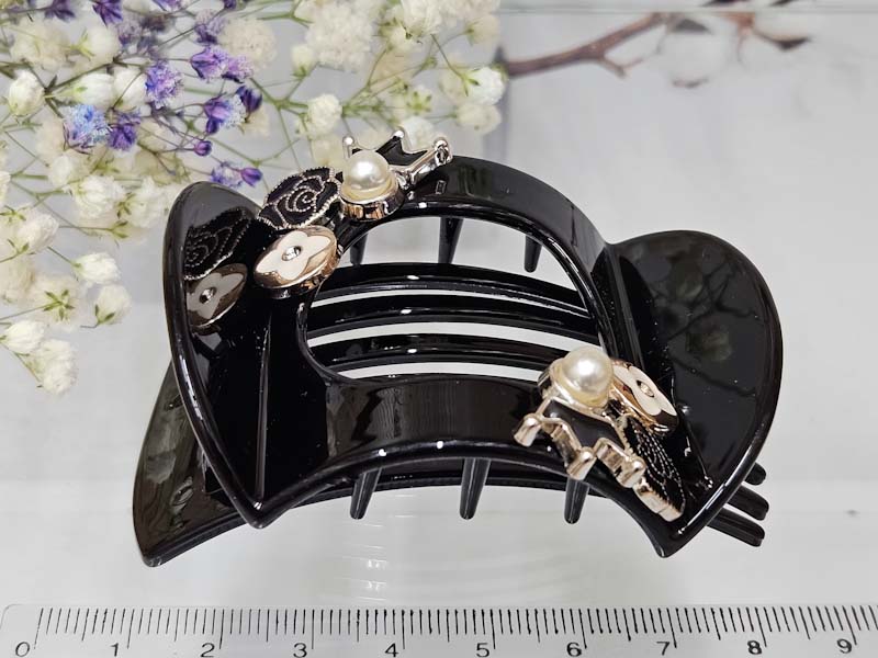 Заколка 1031001600202: цена 280 рублей.