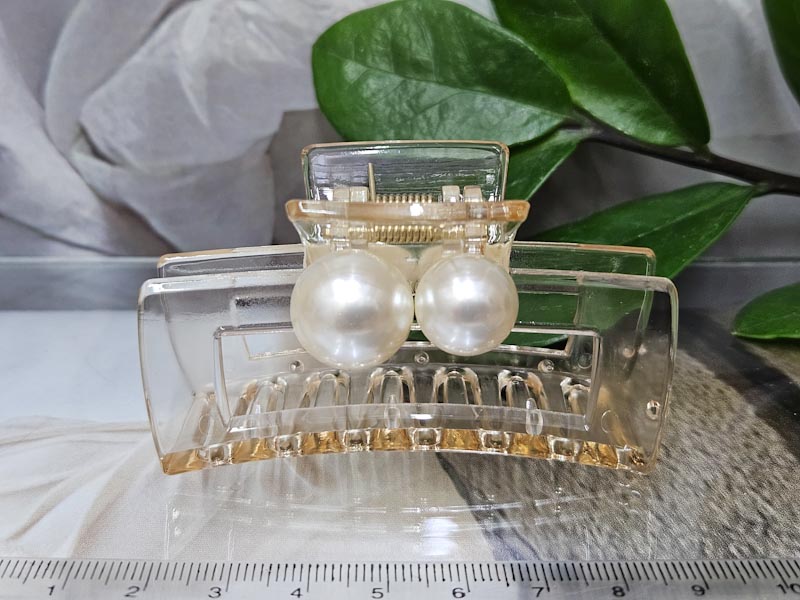 Заколка 1045005500222: цена 200 рублей.