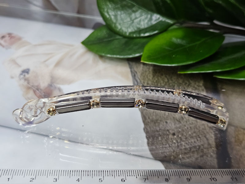 Заколка 1915005500020: цена 445 рублей.