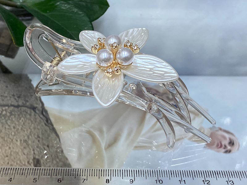 Заколка 1103005500441: цена 250 рублей.