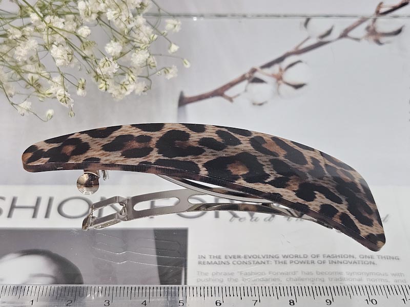 Заколка 1072005500099: цена 165 рублей.