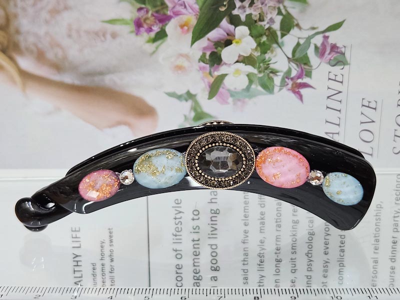 Заколка 1915001601493: цена 410 рублей.