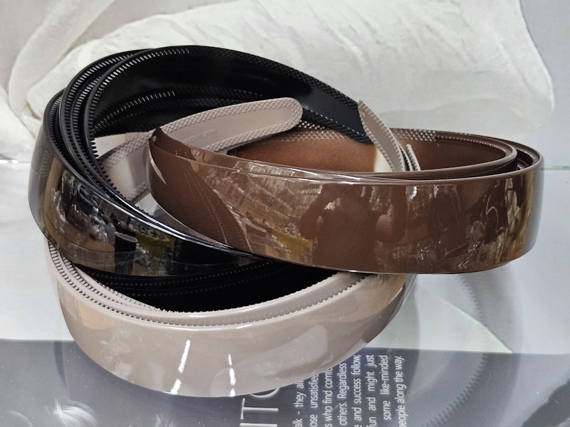 Ободок 1489001600102: цена 1310 рублей.