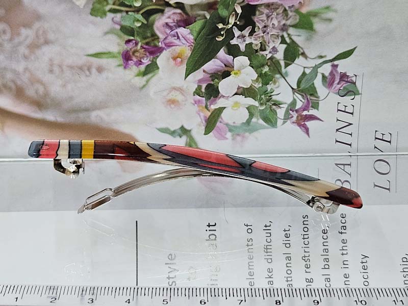 Заколка 1477005500054: цена 115 рублей.